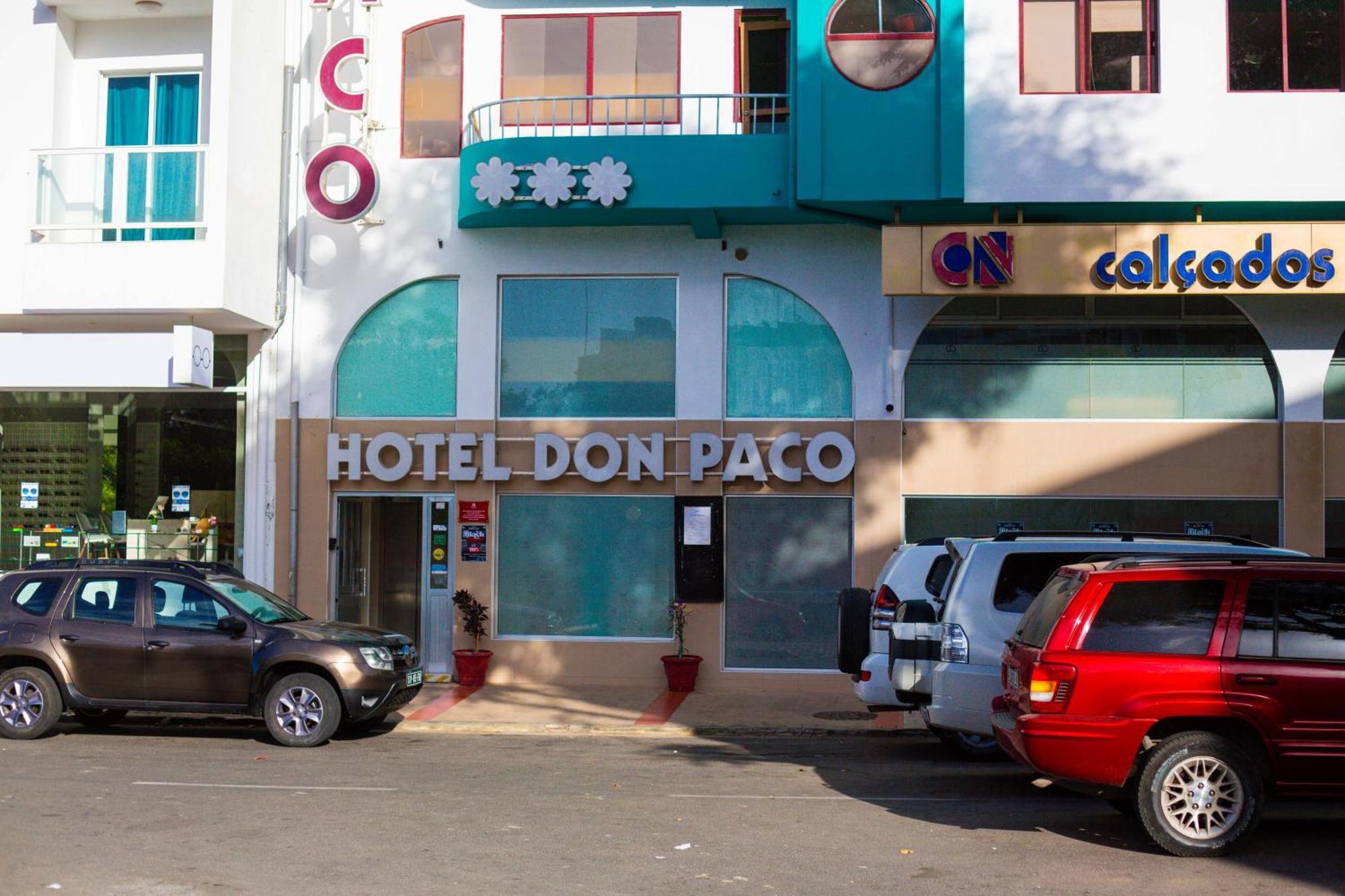 Hotel Livvo Don Paco Mindelo Exterior foto